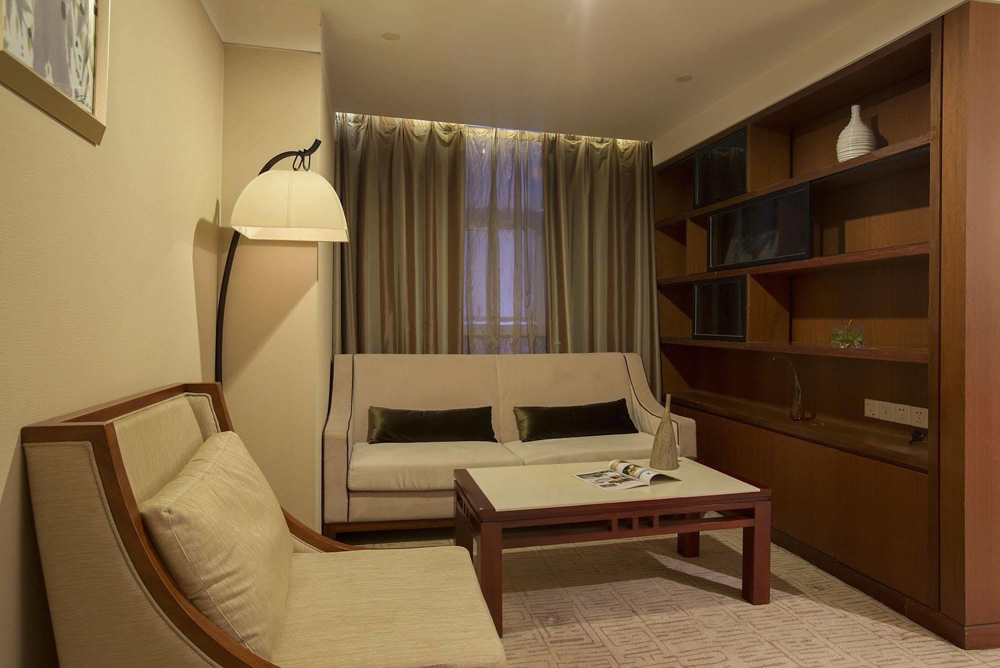 Landison Plaza International Hotel Zhenjiang  Eksteriør bilde