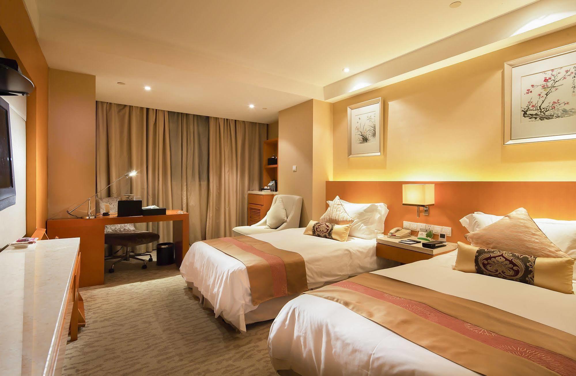 Landison Plaza International Hotel Zhenjiang  Eksteriør bilde