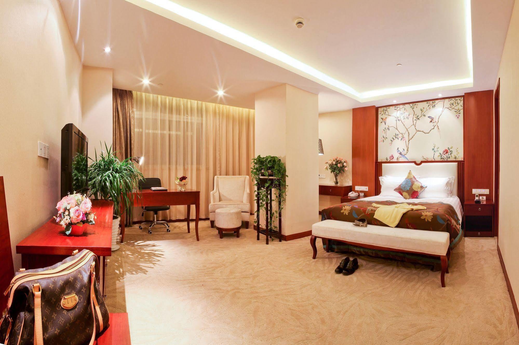 Landison Plaza International Hotel Zhenjiang  Eksteriør bilde